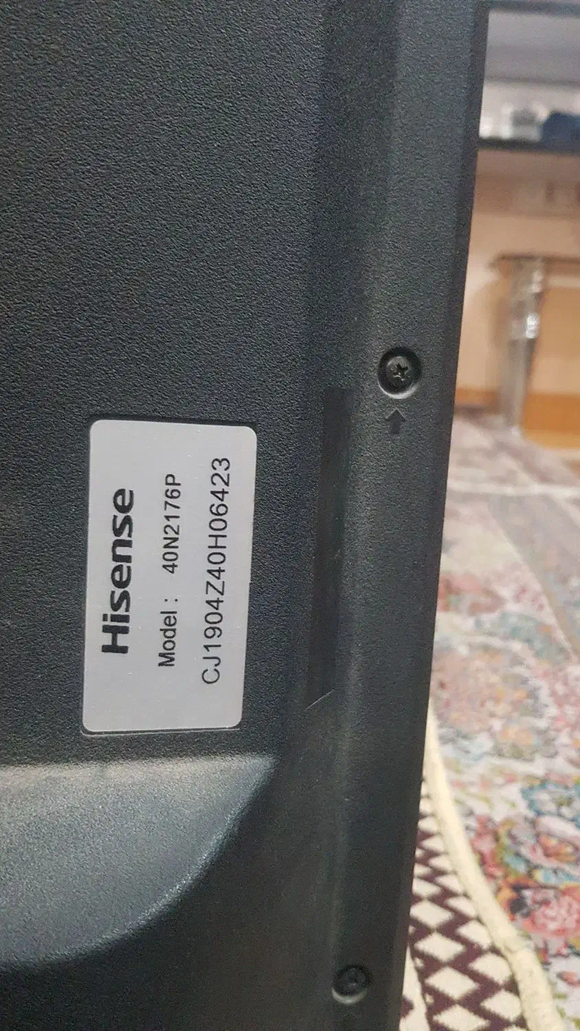 ال ای دی هایسنس ۴۰ بسیار تمیز|تلویزیون و پروژکتور|قزوین, |دیوار