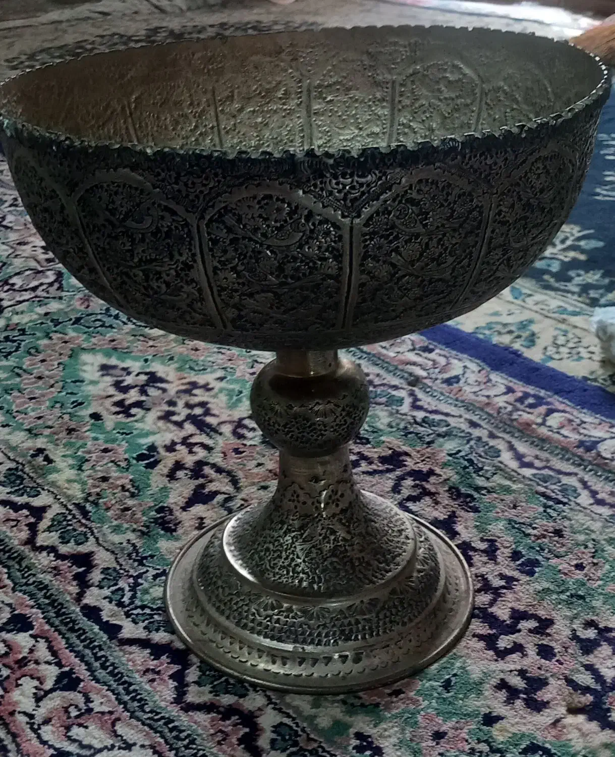 کاسهپایهدارنقرهمیناتوریاعلا|کلکسیون اشیاء عتیقه|گرگان, |دیوار