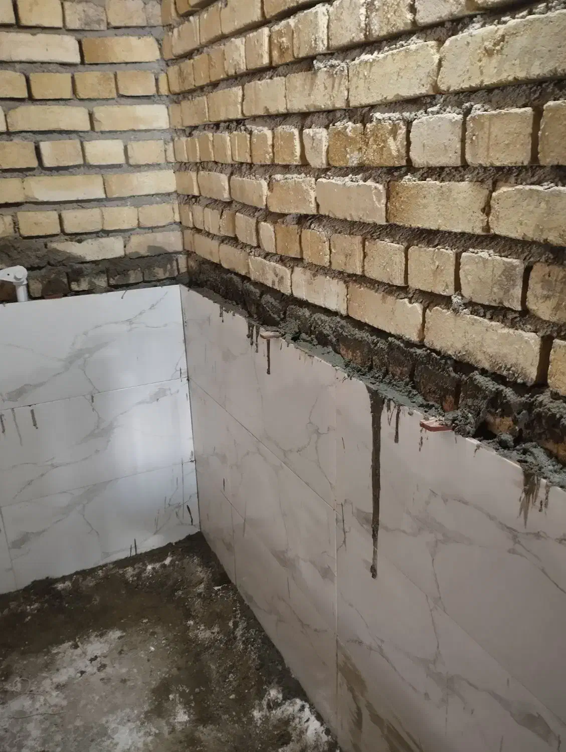 تخریب و بازسازی اجرای کاشی نما موزاییک|خدمات پیشه و مهارت|همدان, |دیوار