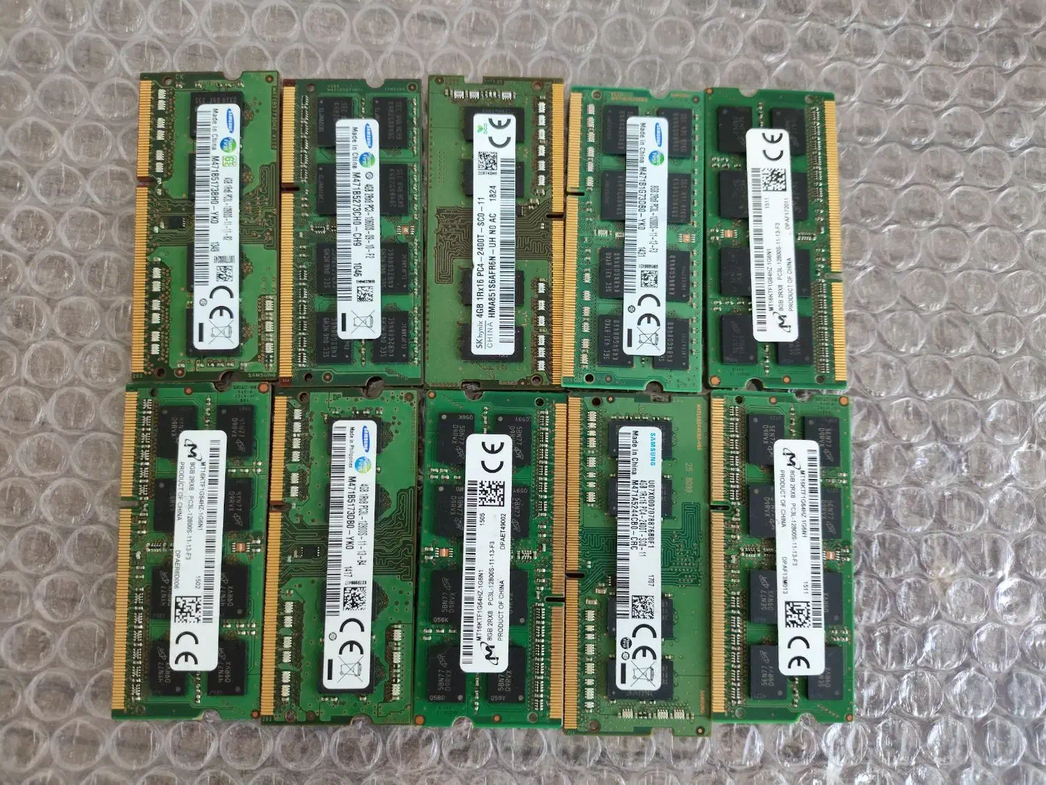 رم 8 و4 گیگ لپتاپ|قطعات و لوازم جانبی رایانه|شیراز, صاحب الزمان|دیوار