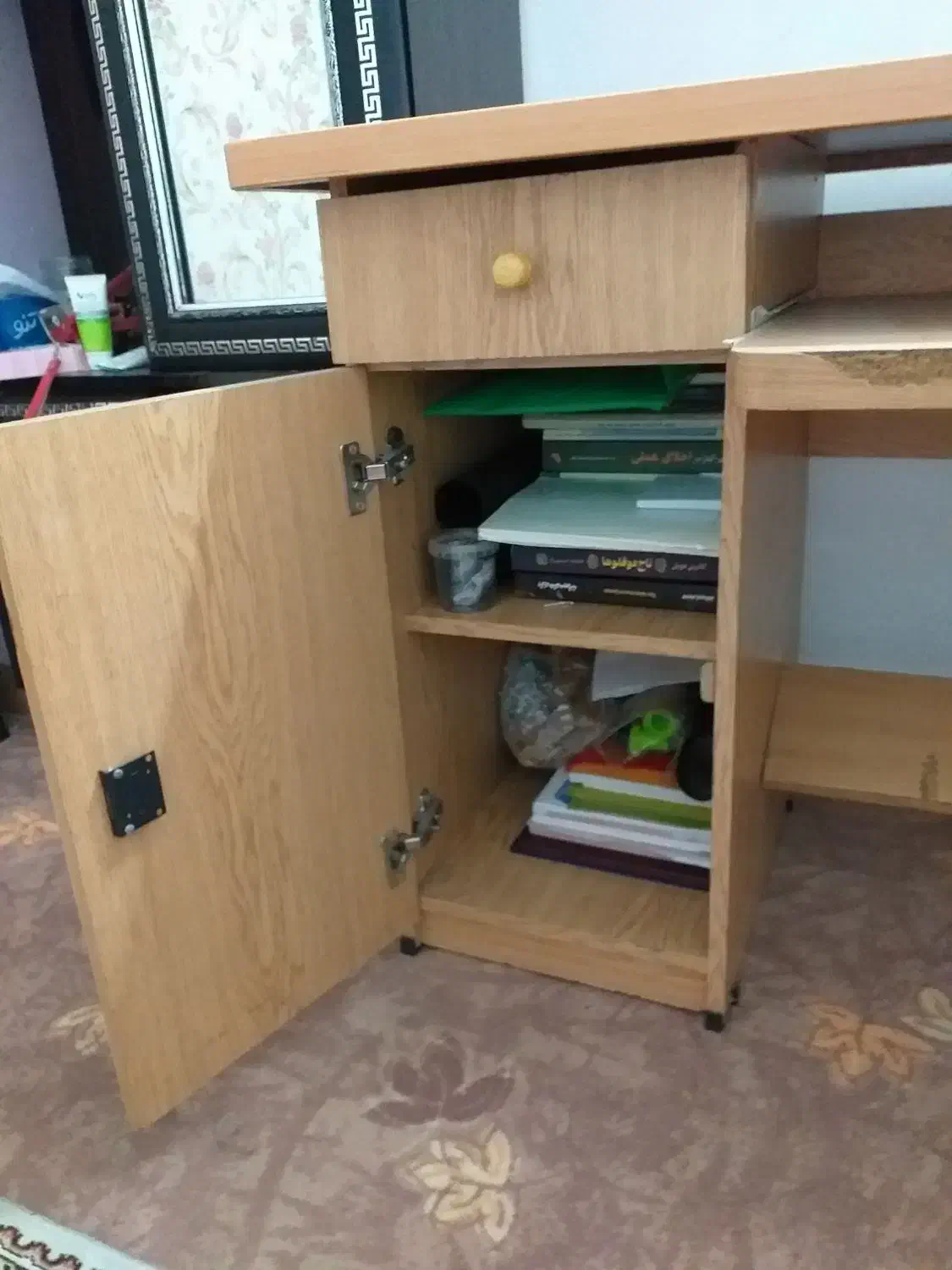 میز تحریر وکامپیوتر|میز تحریر و کامپیوتر|پاکدشت, پاکدشت (مامازند)|دیوار