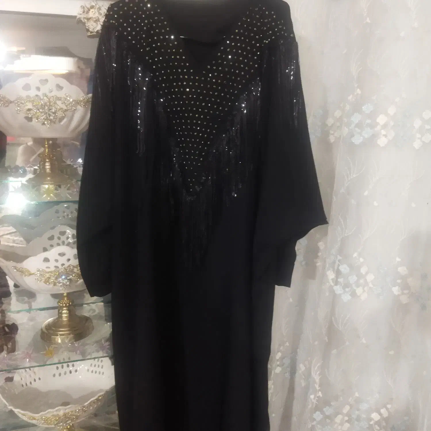 مانتو|لباس|یاسوج, |دیوار