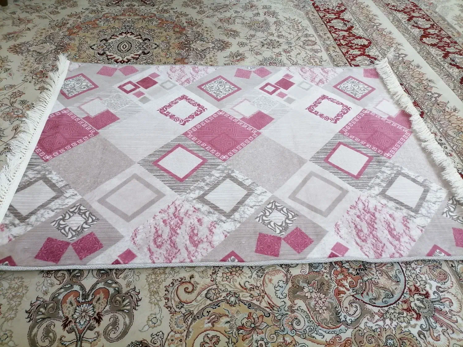 قالیچه فانتزی|فرش|مشهد, مشکینی (شهرک غرب)|دیوار