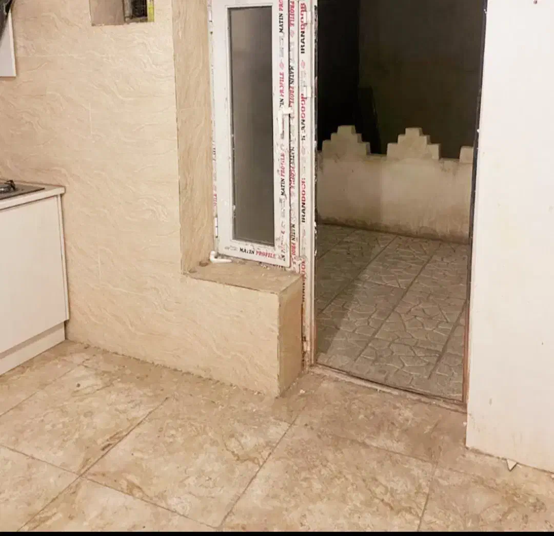 ۸۳متر ۳طبقه ۳سرویس بازسازی با ۱۵متر مغازه بر ارج|فروش خانه و ویلا|تهران, شوش|دیوار