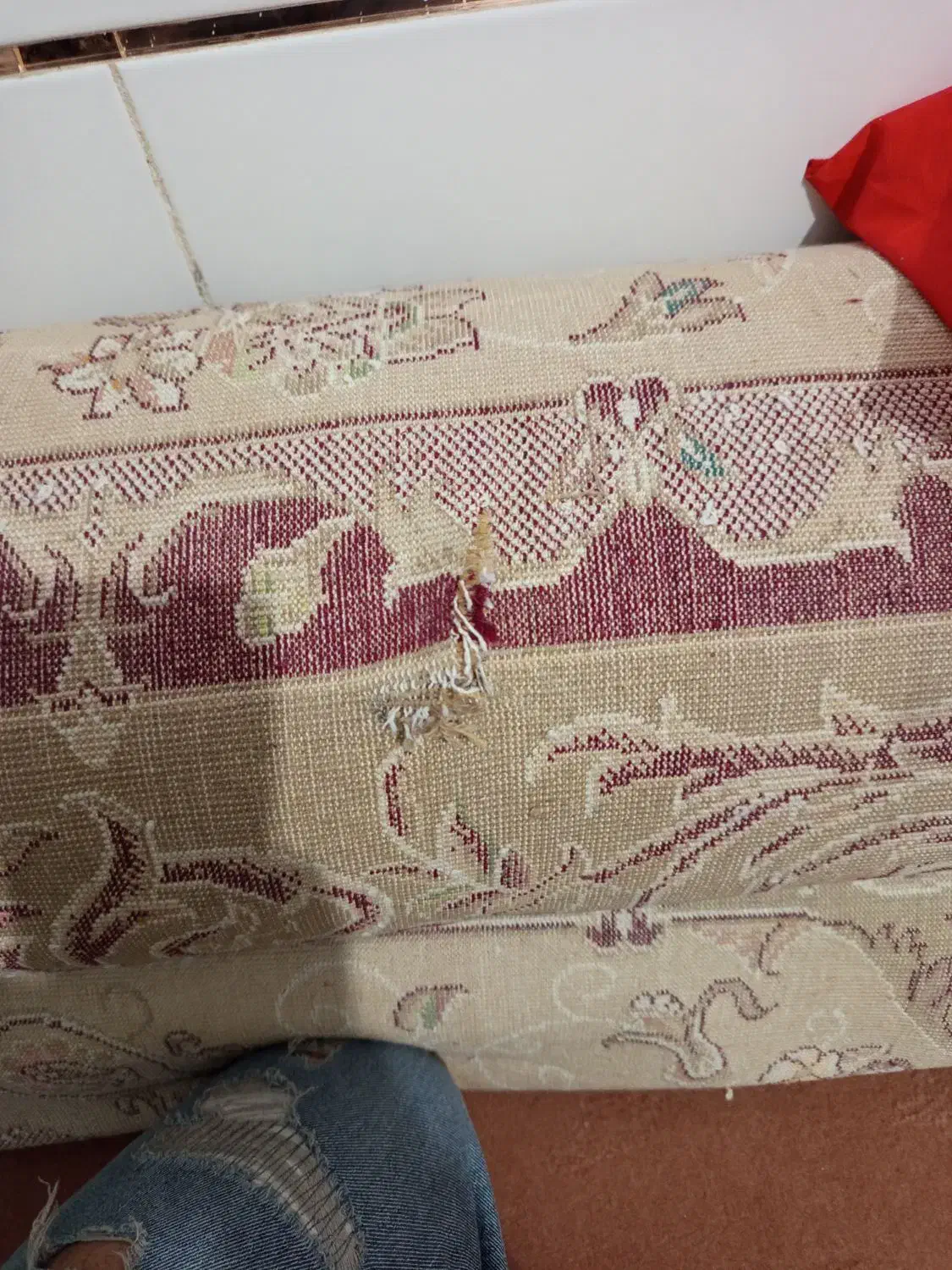 12متری گردویی جفت|فرش|خمین, |دیوار