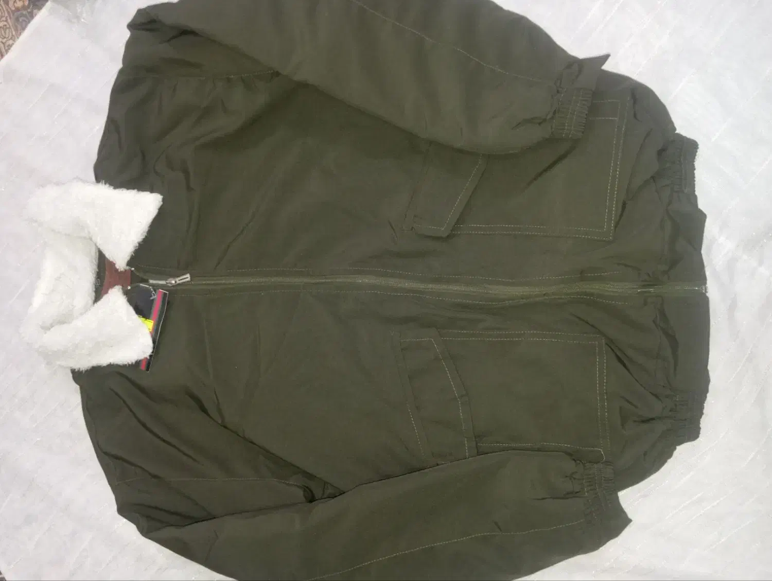 کاپشن فروشی|لباس|قائن, |دیوار