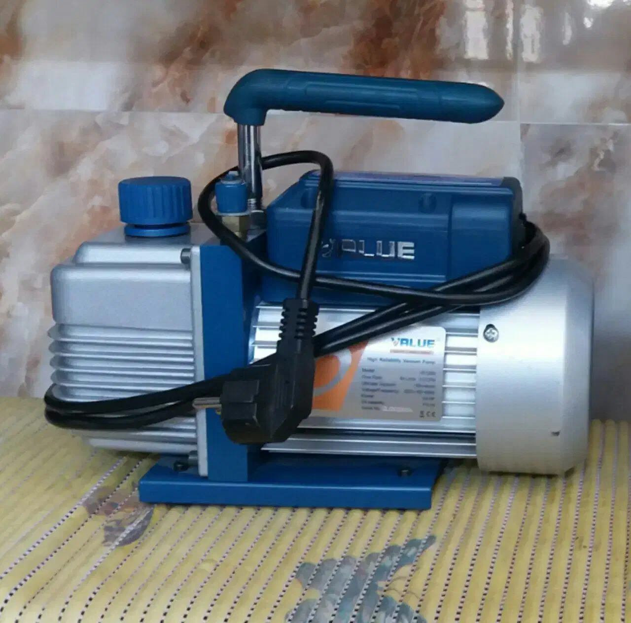 پمپ وکیوم ۱/۴ و کمپرسور استوک در حد نو و گیج دوقلو|ابزارآلات|پیرانشهر, |دیوار