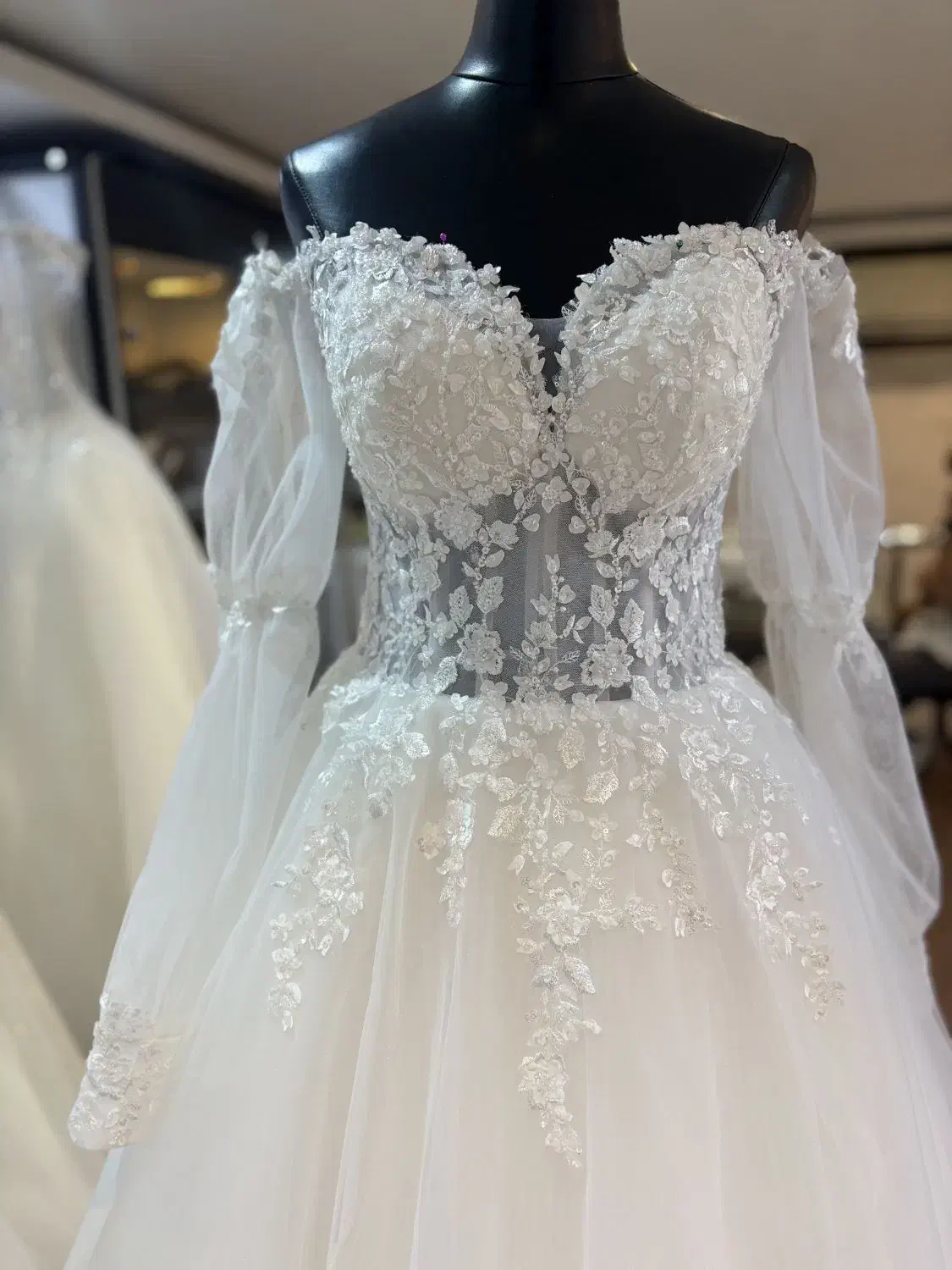 لباس عروس|لباس|پاکدشت, پاکدشت (مامازند)|دیوار