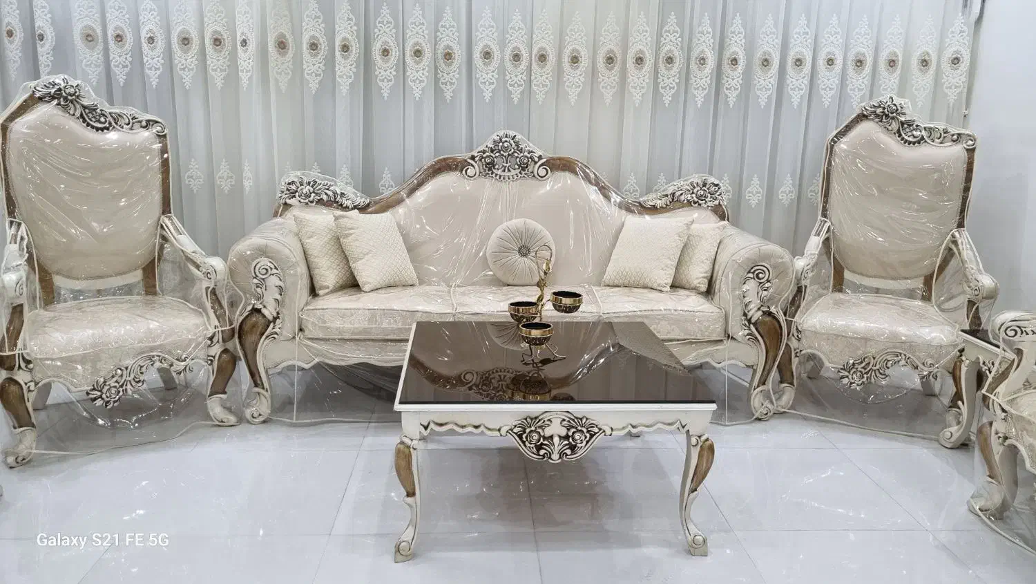 مبلمان کلاسیک ۹ نفره|مبلمان خانگی و میز عسلی|ملایر, |دیوار