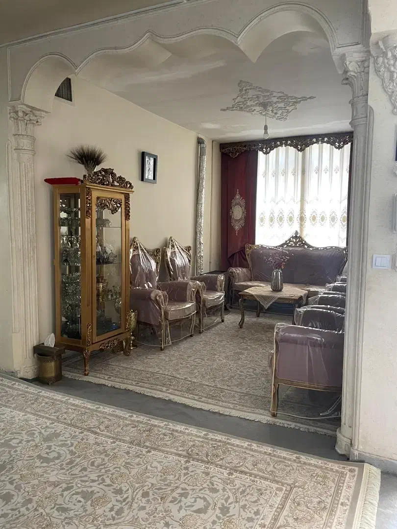 رهن ویلایی شمالی خ بهداری|اجارهٔ خانه و ویلا|شاهین‌شهر, عطار|دیوار