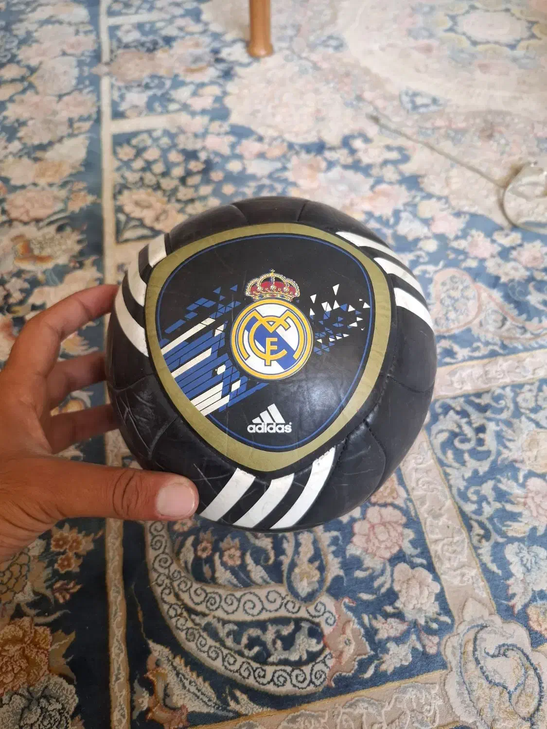 توپ فوتبال (addidas orginal)|ورزشهای توپی|شاهینشهر, مخابرات (شهید بهشتی)|دیوار