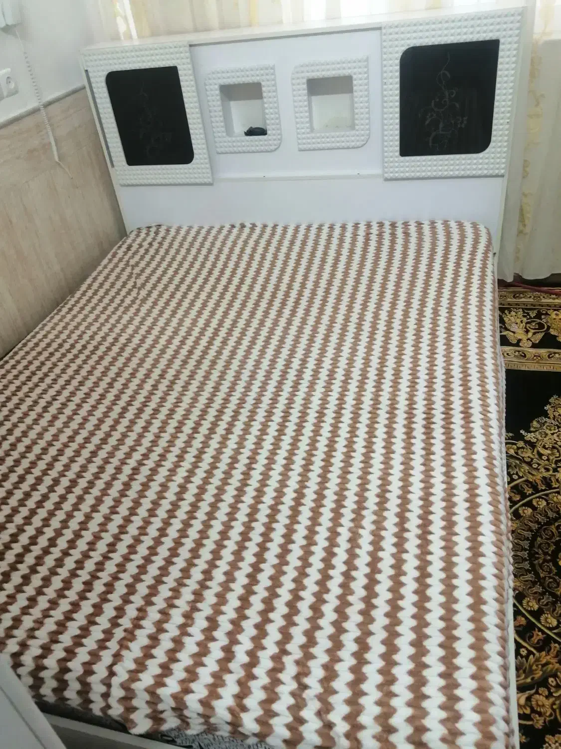 تخت دونفره|تخت و سرویس خواب|قم, لبچال|دیوار