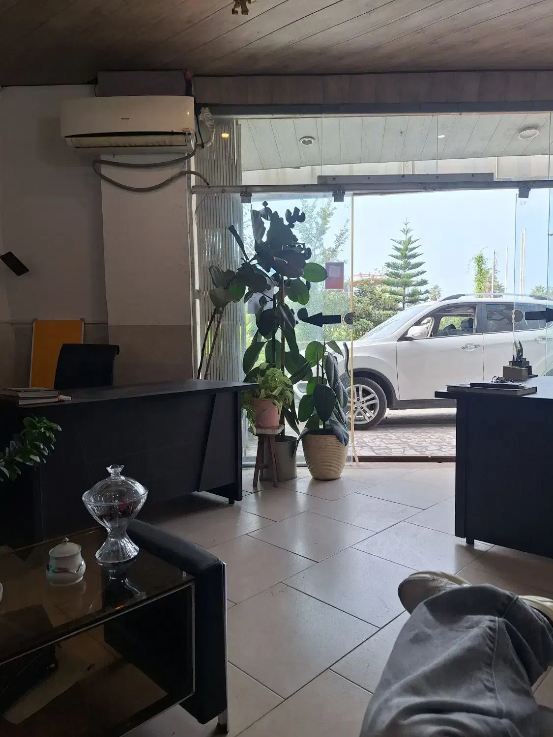 میز صندلی دفتر املاک|مبلمان اداری|نوشهر, |دیوار