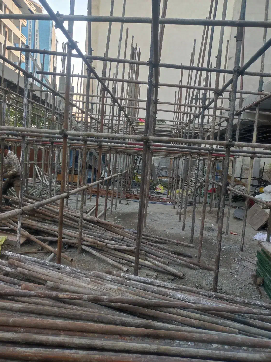 داربست فلزی خورشید|خدمات پیشه و مهارت|رودهن, |دیوار