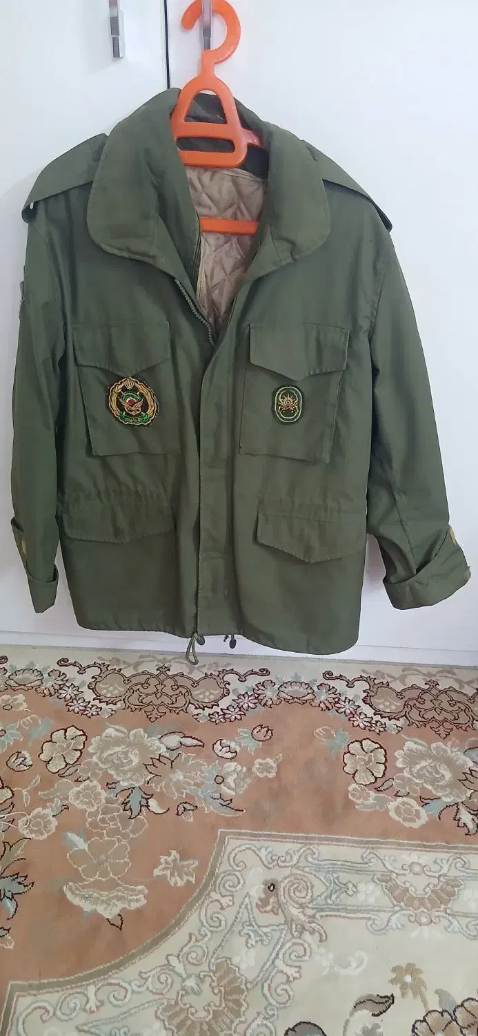 لباس|لباس|شاهین‌شهر, گرگاب|دیوار