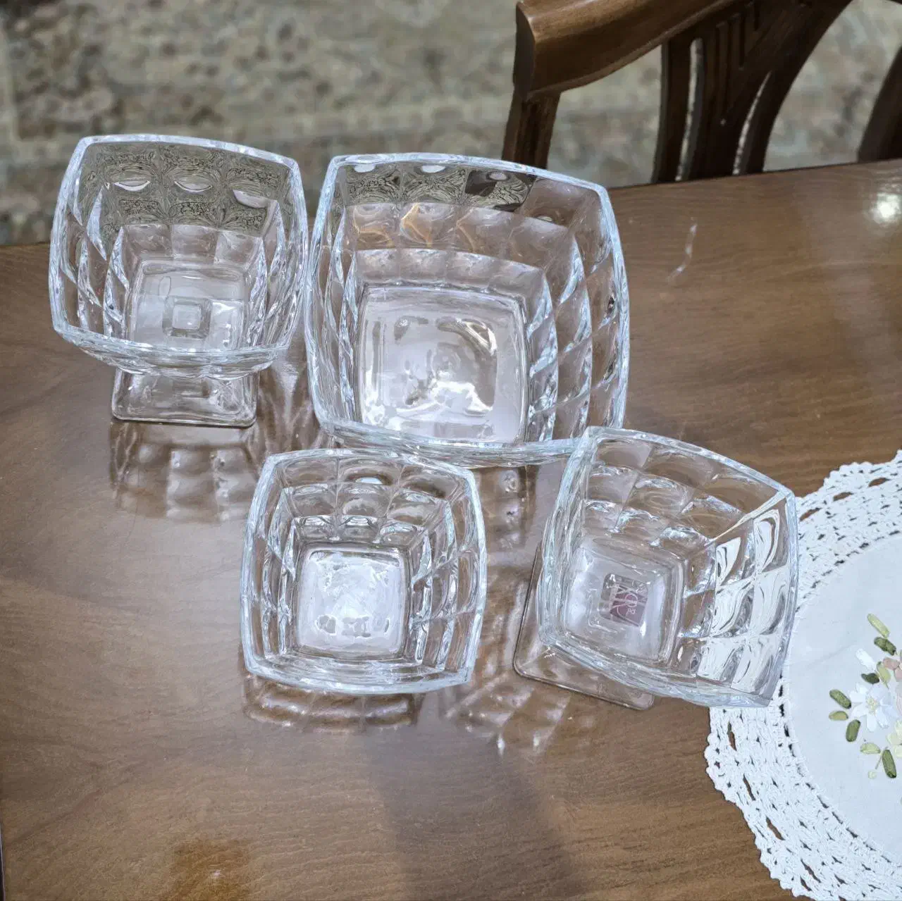 سرویس پذیرایی کریستال|ظروف سرو و پذیرایی|رباطکریم, رباطکریم|دیوار