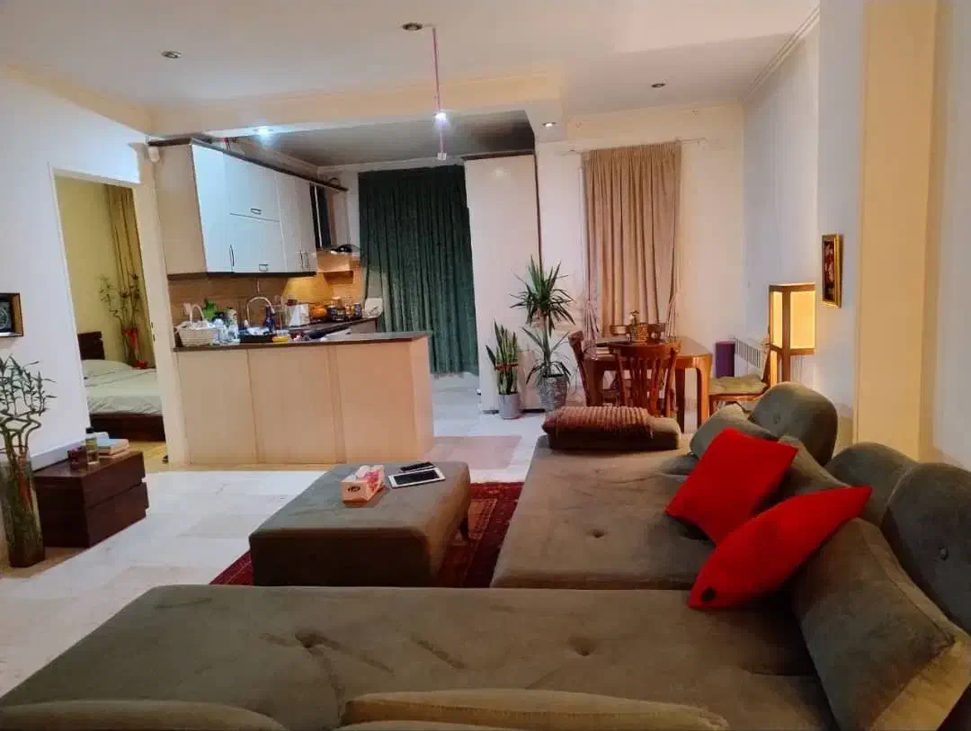 مبل تخت خواب شو و سرویس خواب|مبلمان خانگی و میز عسلی|ری, اقدسیه|دیوار