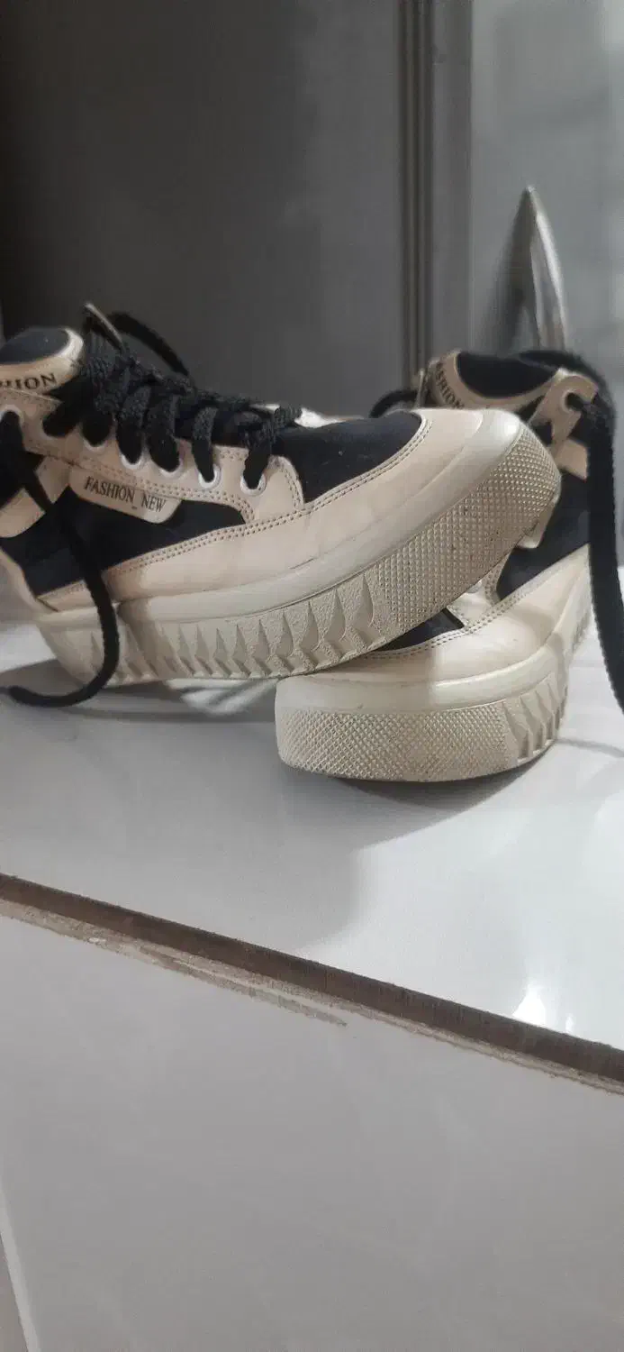 کتونی در حد نو|کیف، کفش، کمربند|قم, ارم|دیوار