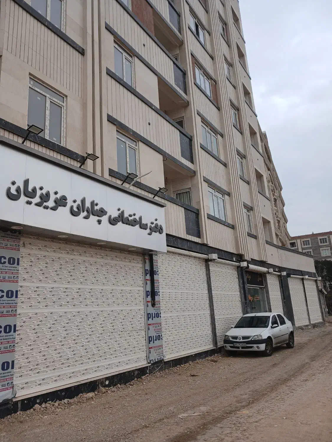 تجاری ۶۰متری دو نبش خوش نقشه|فروش مغازه و غرفه|کهریزک, |دیوار