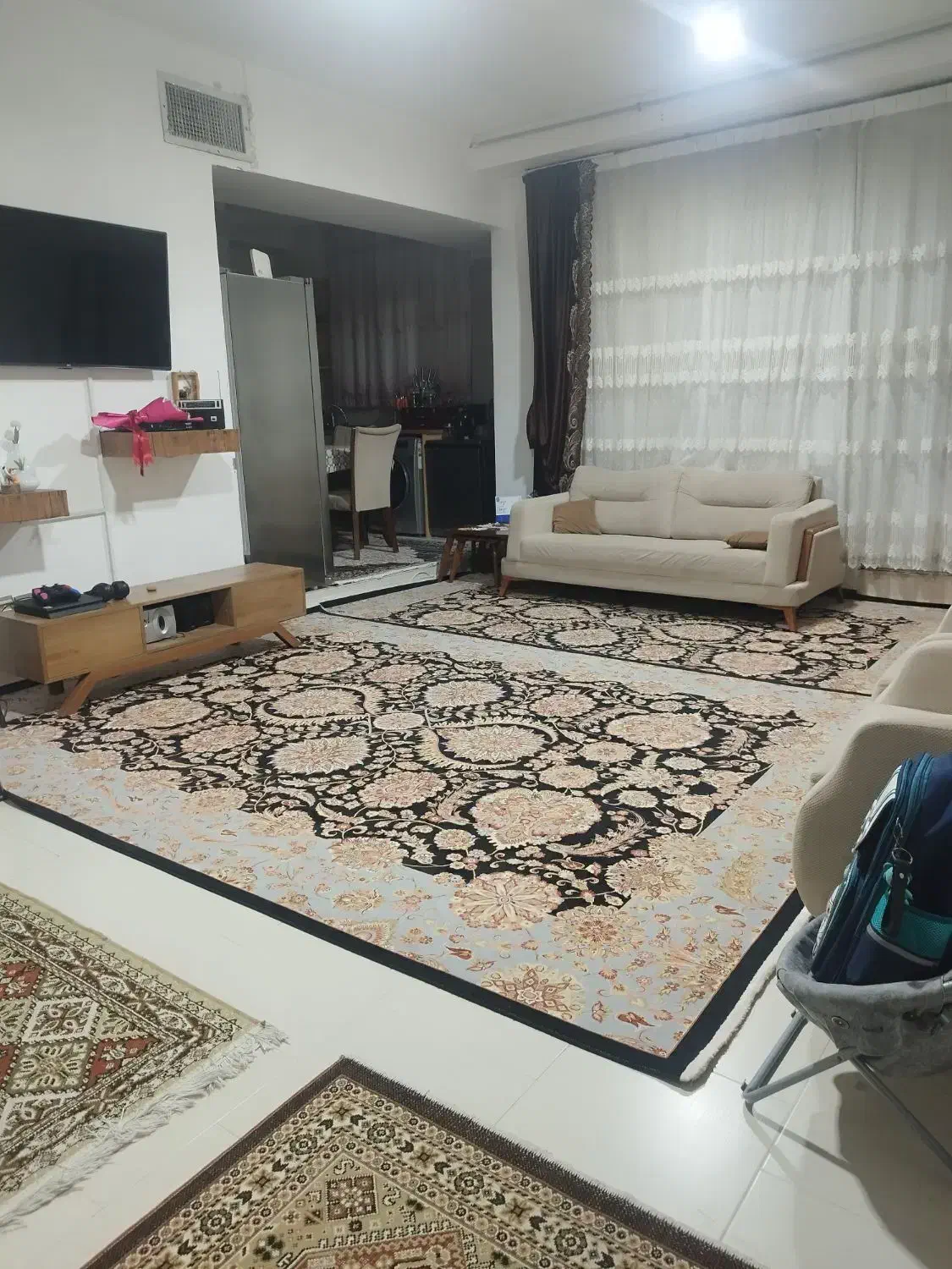 واحد اجاره مهستان شهرک آپادانا|اجارهٔ آپارتمان|هشتگرد, شهرک آپادانا|دیوار