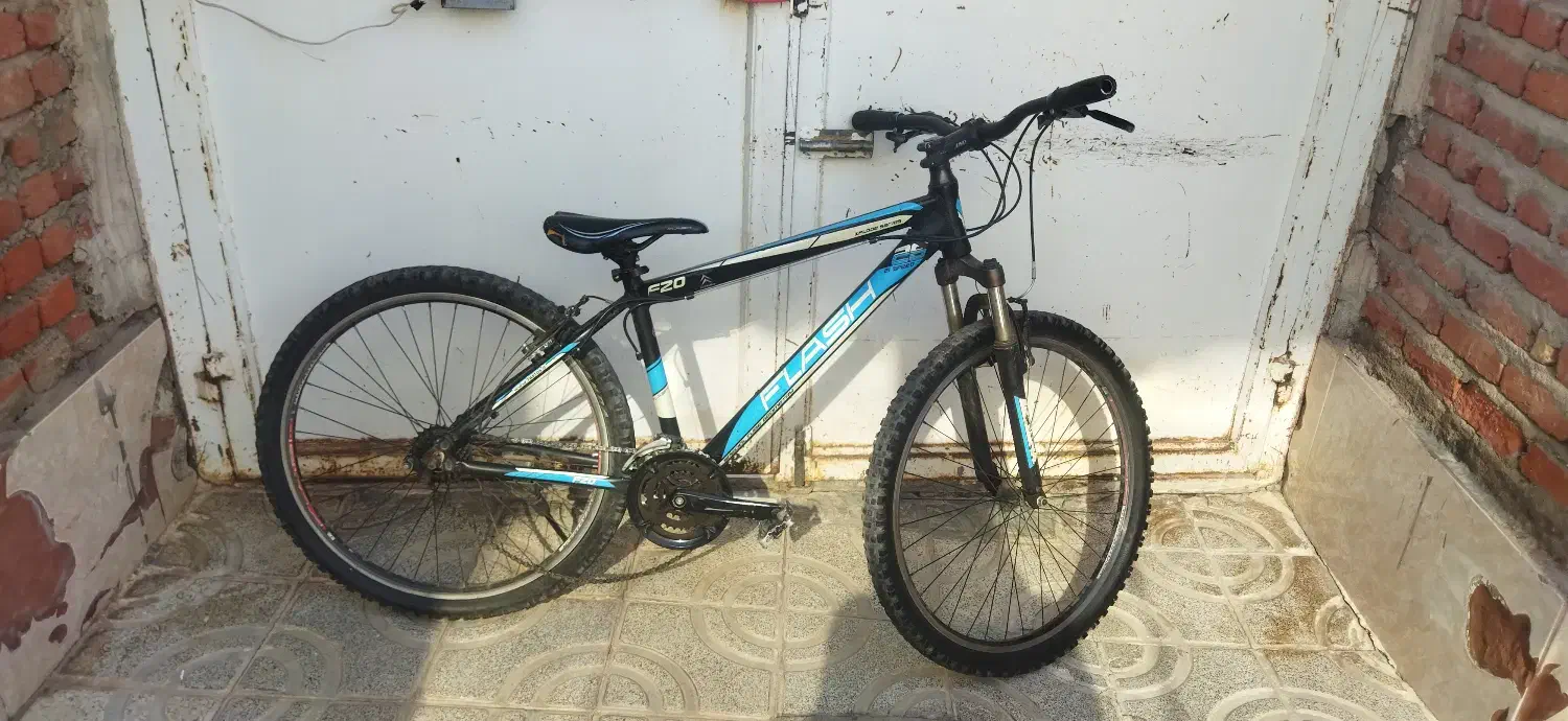 دوچرخه سایز .۲۶‌. فلش.F20. آلمینیومی|دوچرخه، اسکیت، اسکوتر|مهاباد (آذربایجان غربی), |دیوار