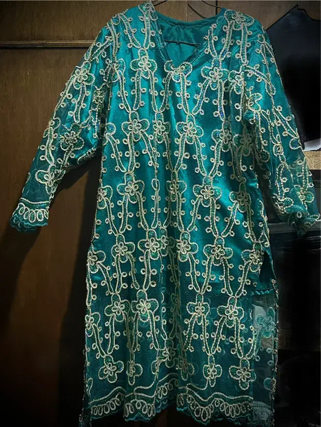 لباس محلی بختیاری|لباس|اهواز, منبع اب|دیوار