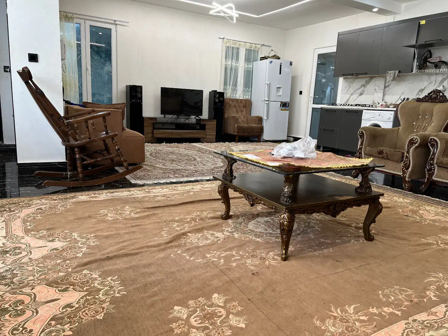 اپارتمان لاهیجان معاوضه با ویلا استخردار چمخاله|فروش خانه و ویلا|لاهیجان, کوی خزر|دیوار