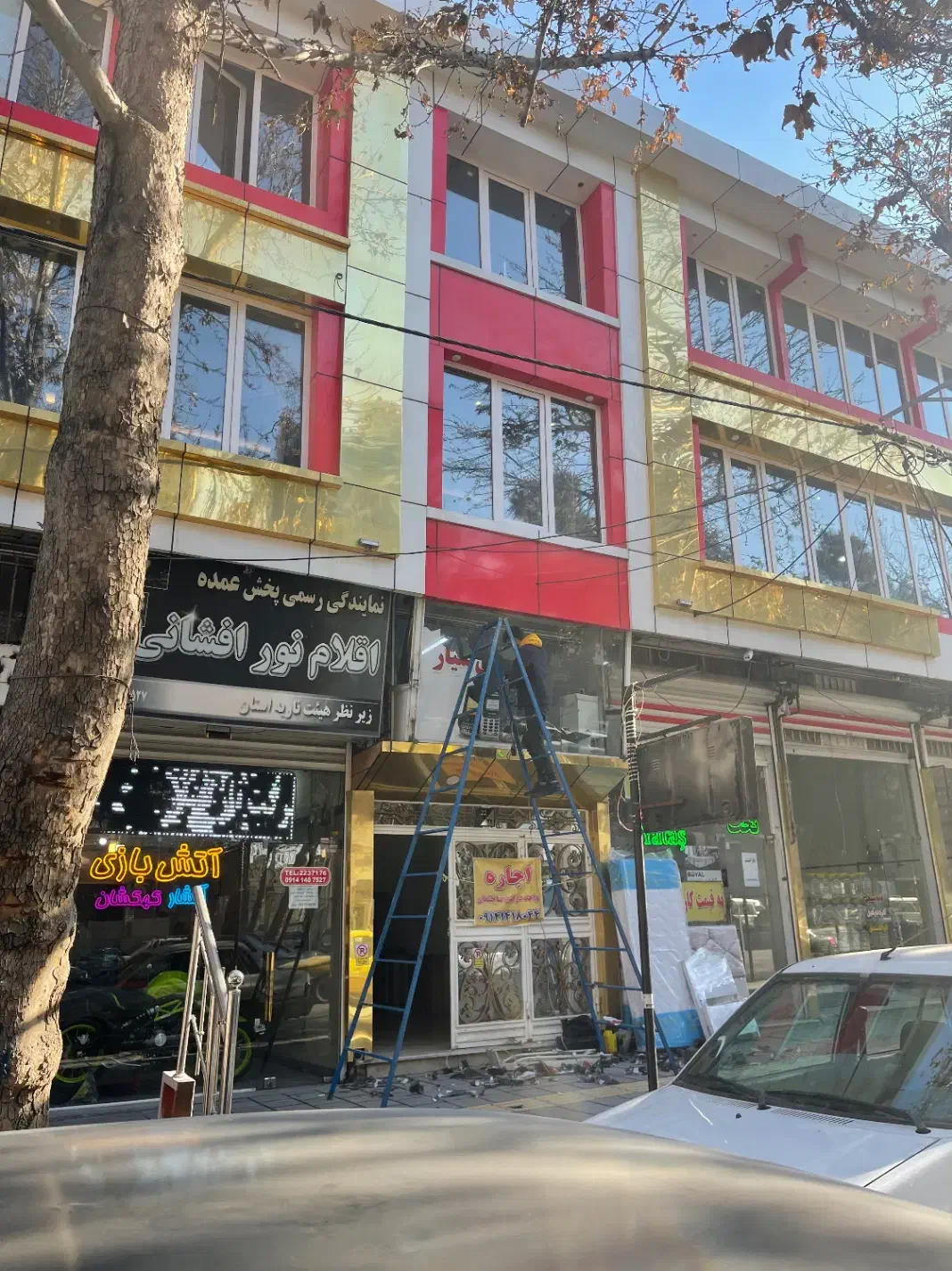 دفتر کوچیک ۱۲متر|اجارهٔ کوتاهمدت دفتر کار و فضای آموزشی|ارومیه, |دیوار