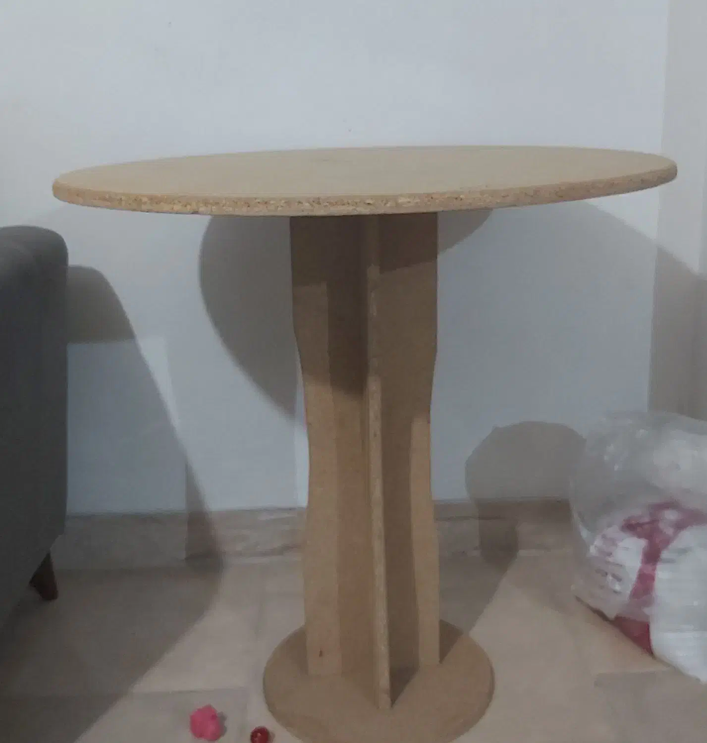 میز جنس نئوپان فشرده در حد نو|میز و صندلی غذاخوری|رشت, پل تالشان|دیوار