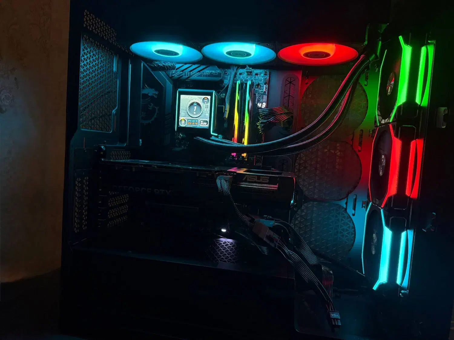 سیستم رده بالا 9800x3d و 5070ti نو|رایانه رومیزی|شهریار, شهریار|دیوار
