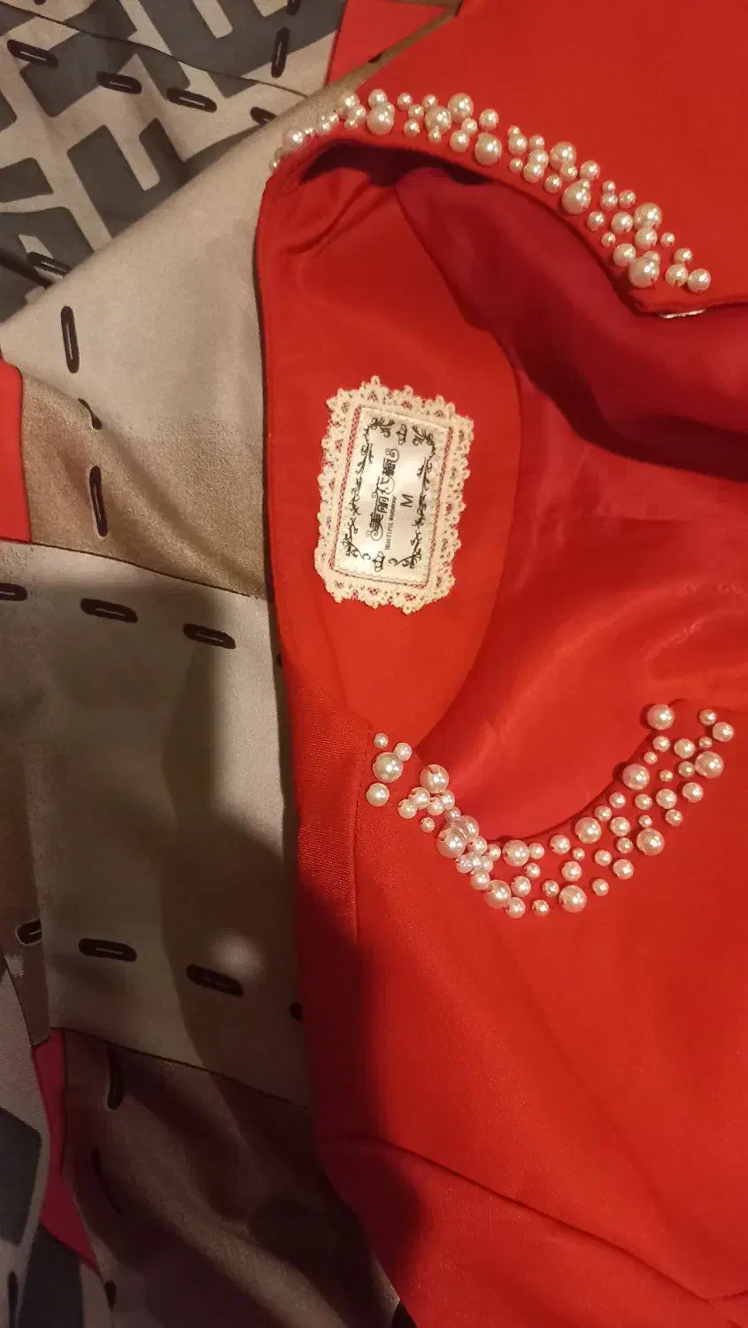 لباس یلدایی شیک و تمیز|لباس|جلین, |دیوار