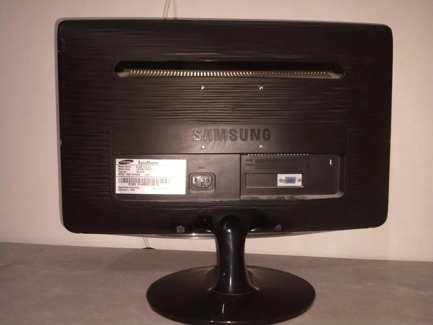 مانیتو19اینچ سامسونگ کاملا سالم|قطعات و لوازم جانبی رایانه|پاکدشت, پاکدشت (مامازند)|دیوار