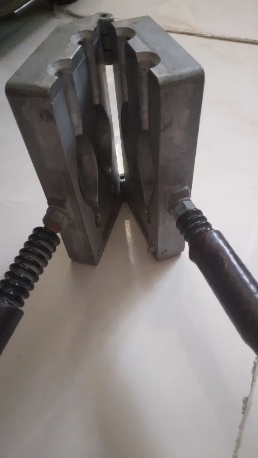 قالب وزنه شماره 10|ماهیگیری|پارسیان, |دیوار