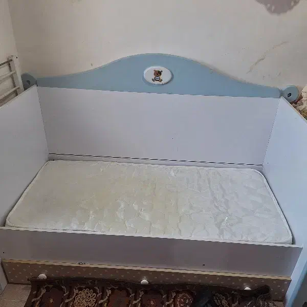 تخت خواب|تخت و صندلی بچه|قشم, |دیوار