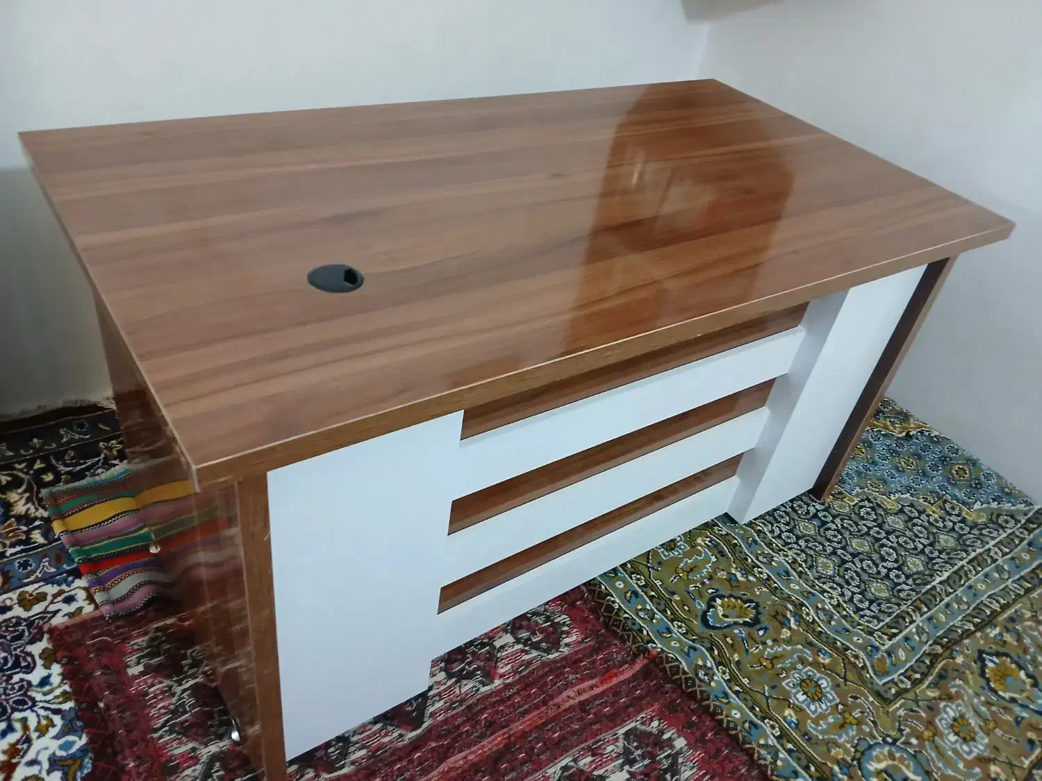 میز اداری|مبلمان اداری|اردبیل, |دیوار