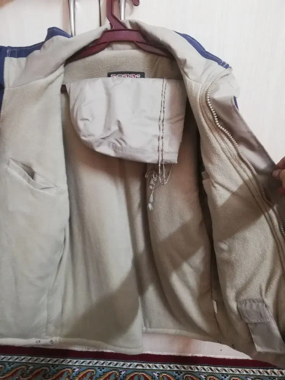 کاپشن خارجی(آلمان)بسیار گرم|کوهنوردی و کمپینگ|مشهد, فرهنگ|دیوار