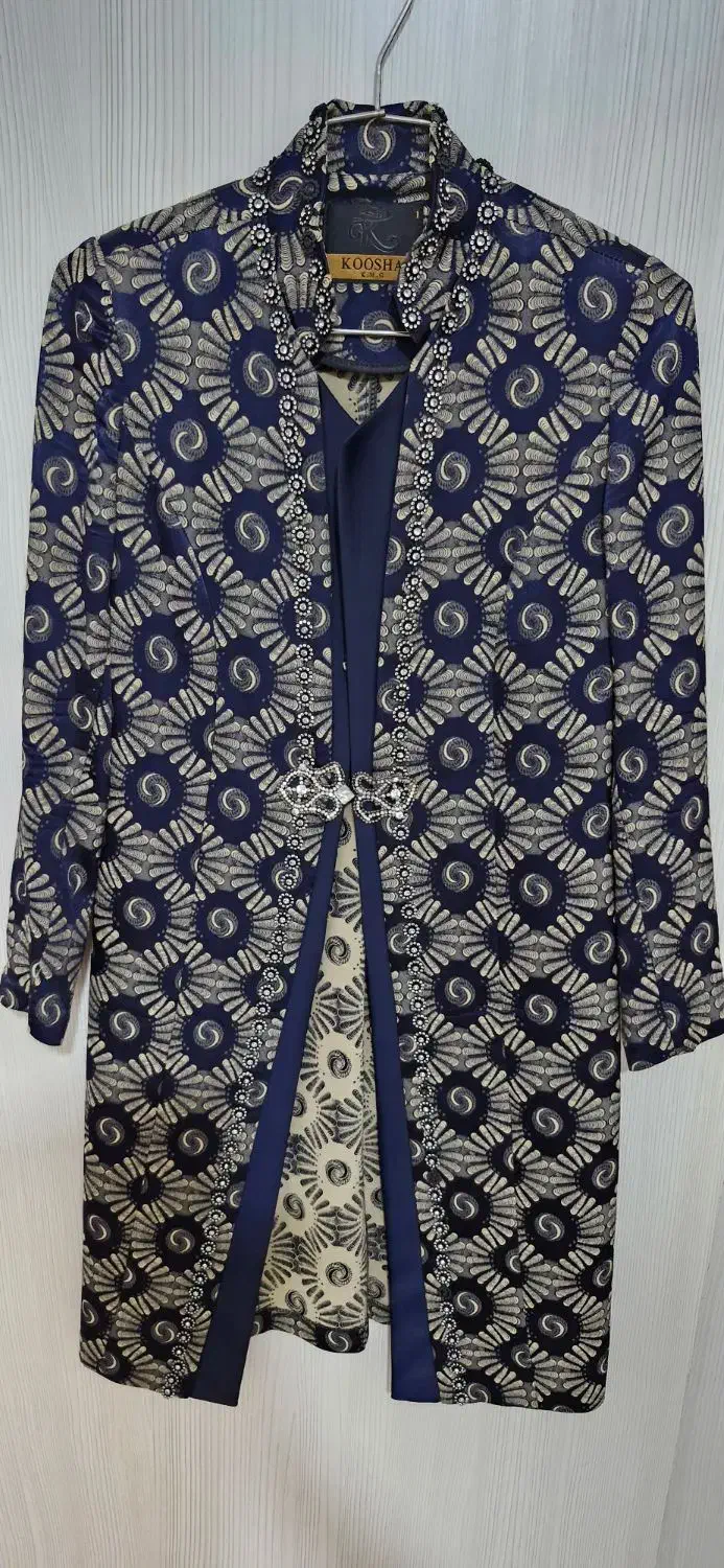 مانتو و شلوار مجلسی شیک کاملا سالم|لباس|صباشهر, |دیوار