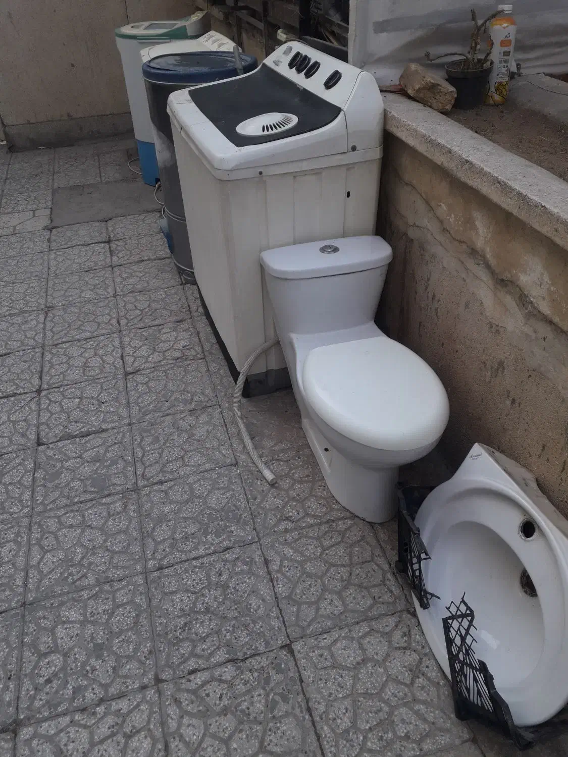 دست شور  روشویی  سفید براق|مصالح و تجهیزات ساختمان|بجنورد, |دیوار