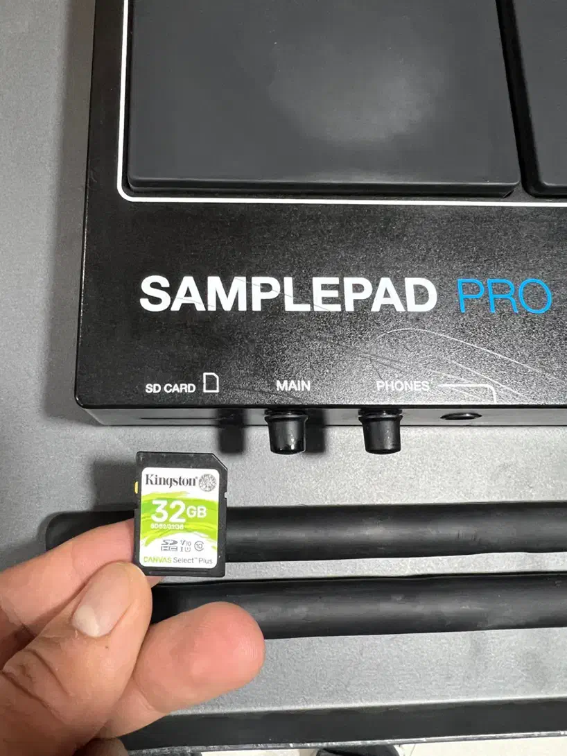 پرکاشن الیسیس|درام و پرکاشن|سنندج, |دیوار