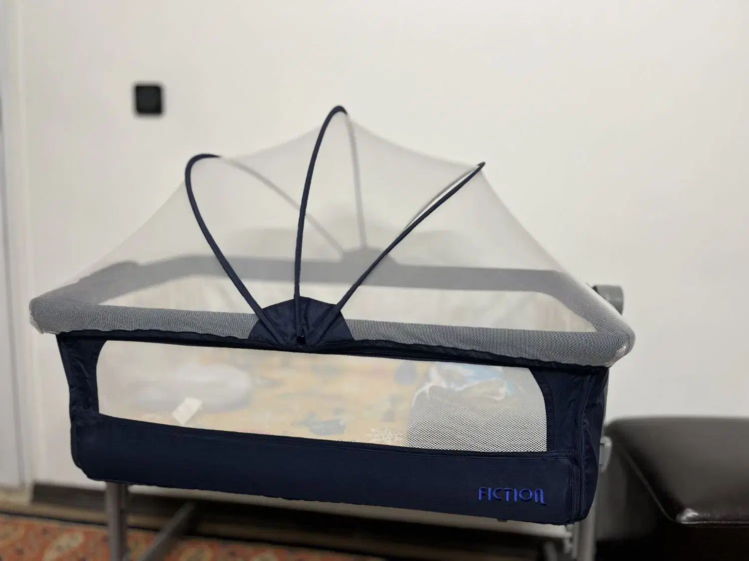 تخت کنار مادر|تخت و صندلی بچه|شیراز, ریشمک|دیوار