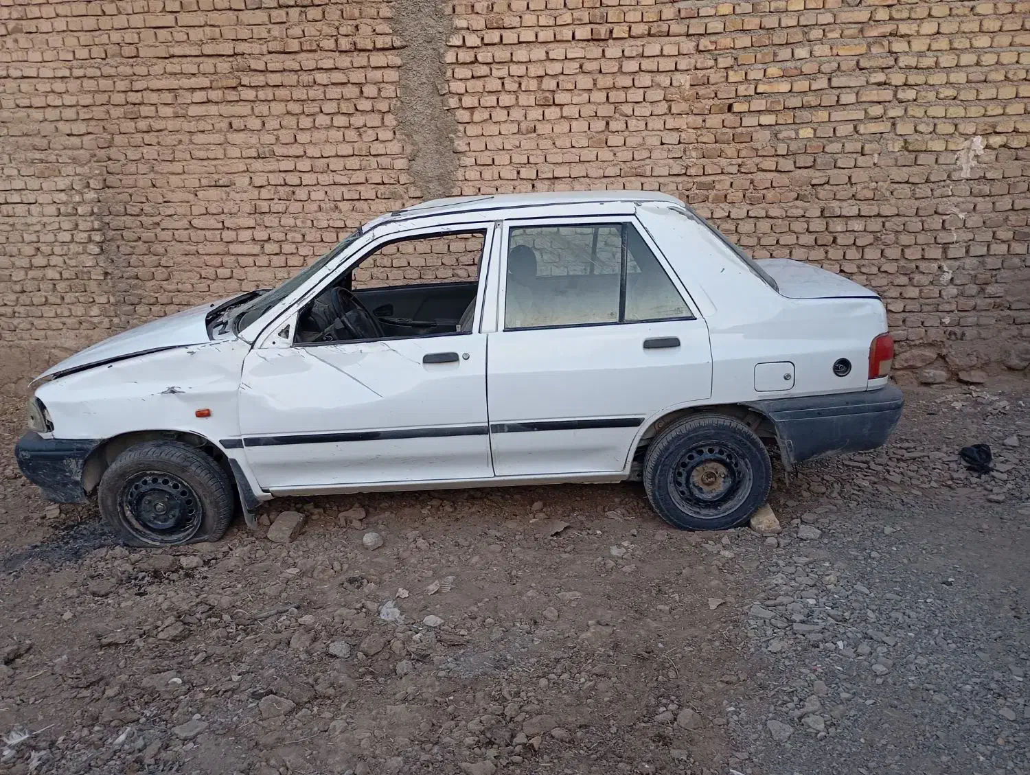 تصادفی|خودرو سواری و وانت|سبزوار, امام خمینی (ناوی)|دیوار