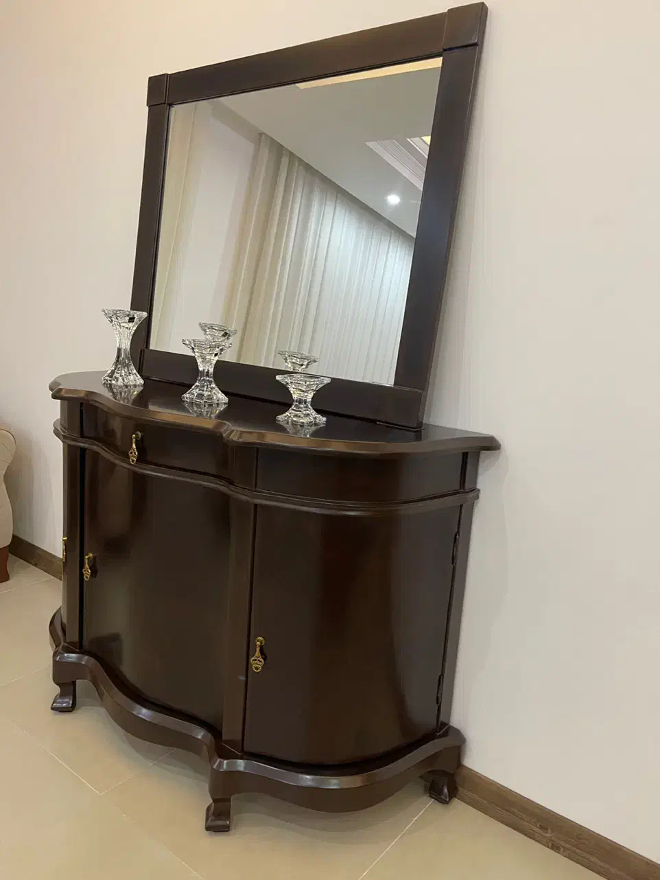 کنسول وآینه|بوفه، ویترین، کنسول|قم, انسجام|دیوار