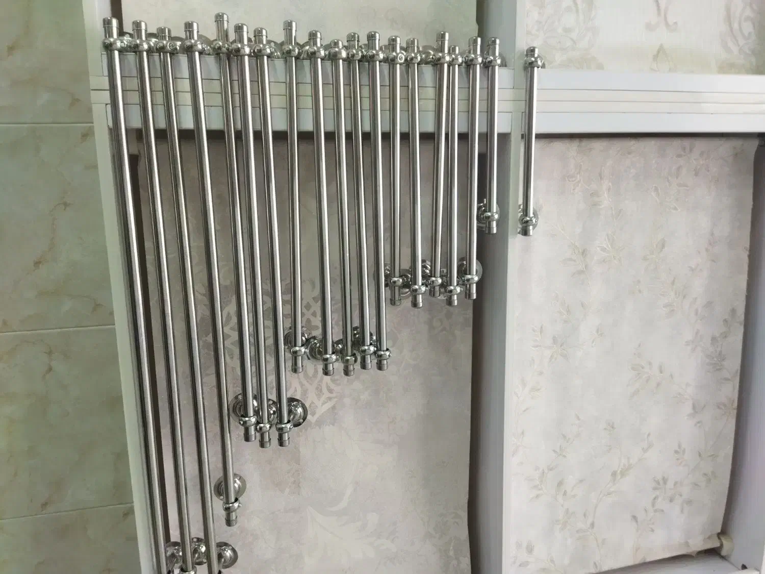 ، جا حوله ای|لوازم سرویس بهداشتی|اشتهارد, |دیوار