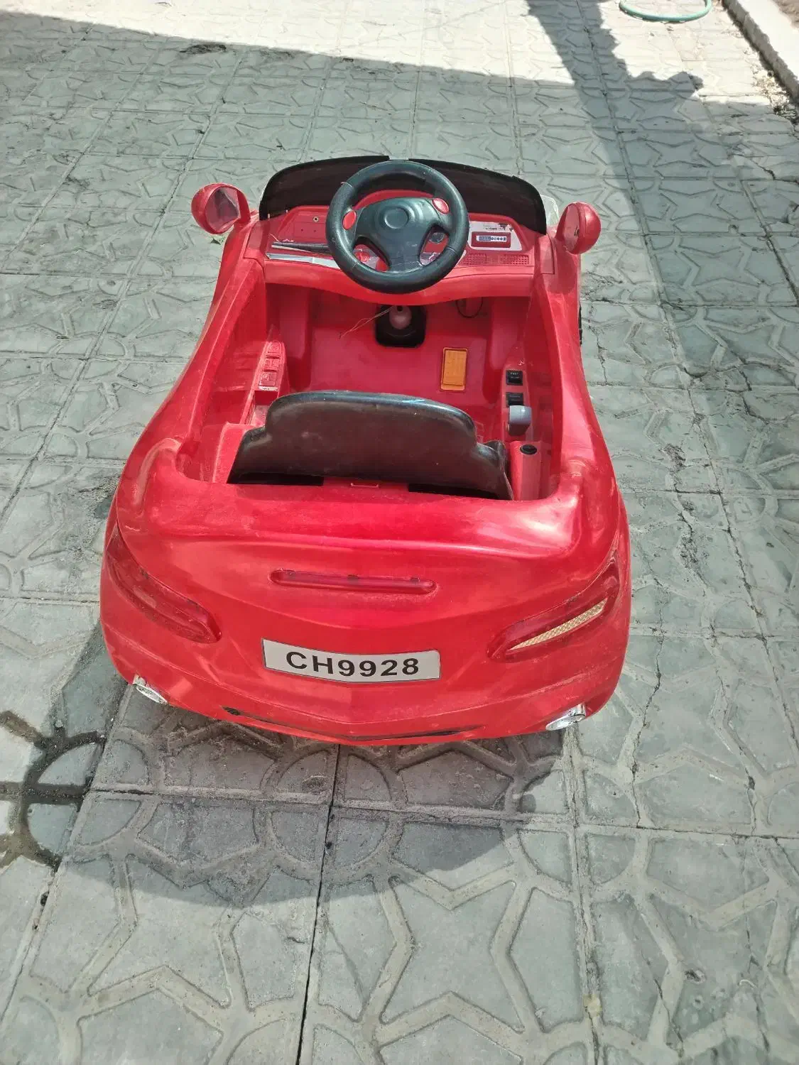 ماشین شارژی|اسباببازی|بافت, |دیوار