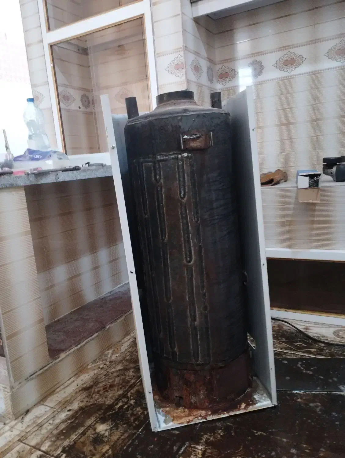 تعمیرات آبگرمکن بوتان بخاری جوشکاری آبگرمکن سیار|خدمات پیشه و مهارت|یزد, |دیوار