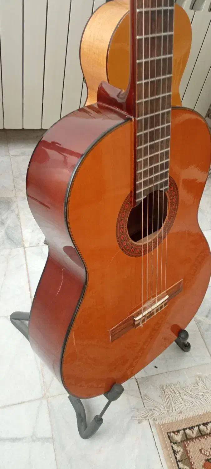 گیتار یاماها C70 اصلی|گیتار، بیس، امپلیفایر|رفسنجان, |دیوار