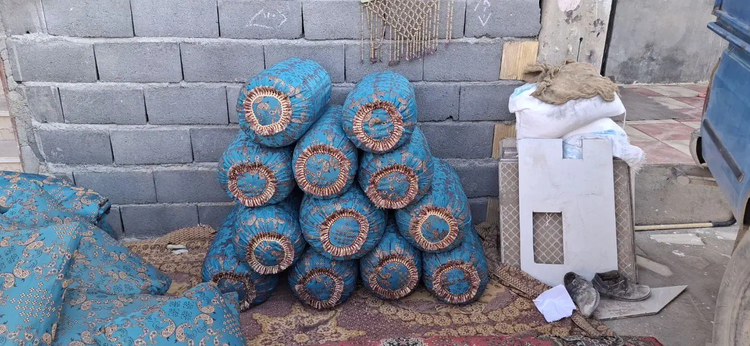 بالشت پر|رختخواب، بالش، پتو|لردگان, |دیوار