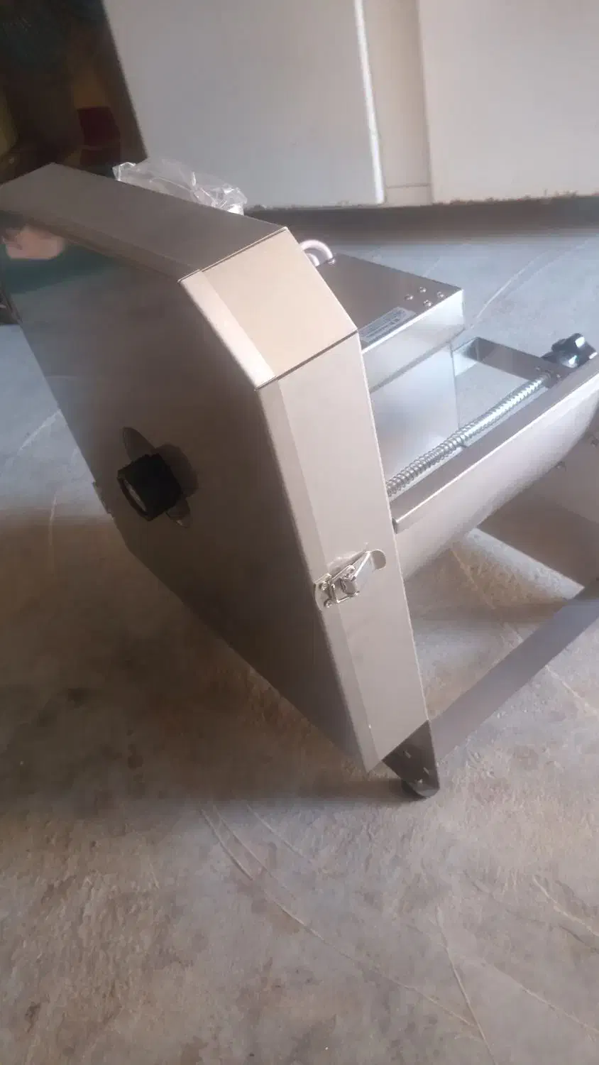 دستگاه اسلایسر برقی برند ag|خردکن، آسیاب، غذاساز|اراک, |دیوار