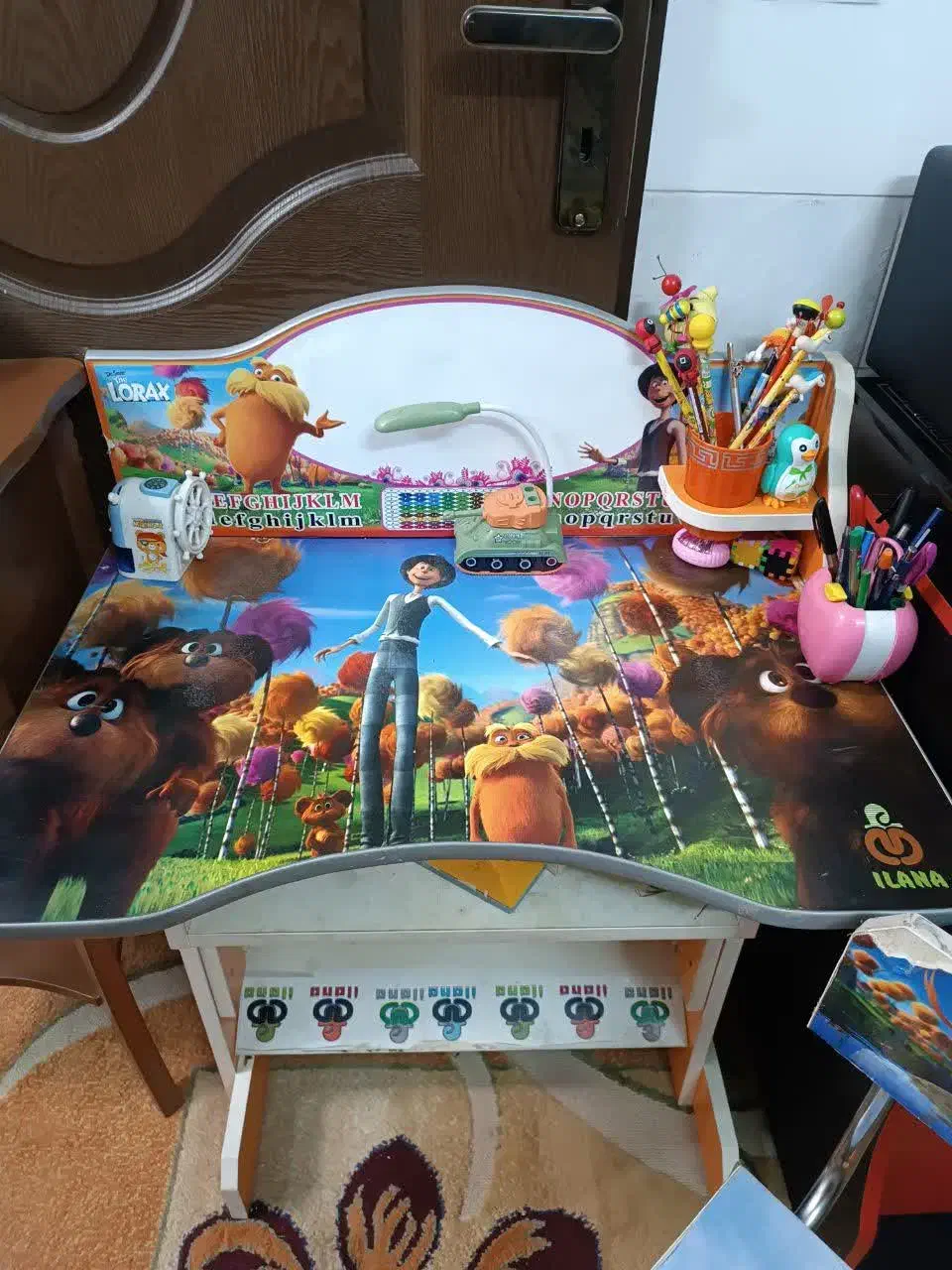 میز تحریر|میز تحریر و کامپیوتر|یزد, |دیوار