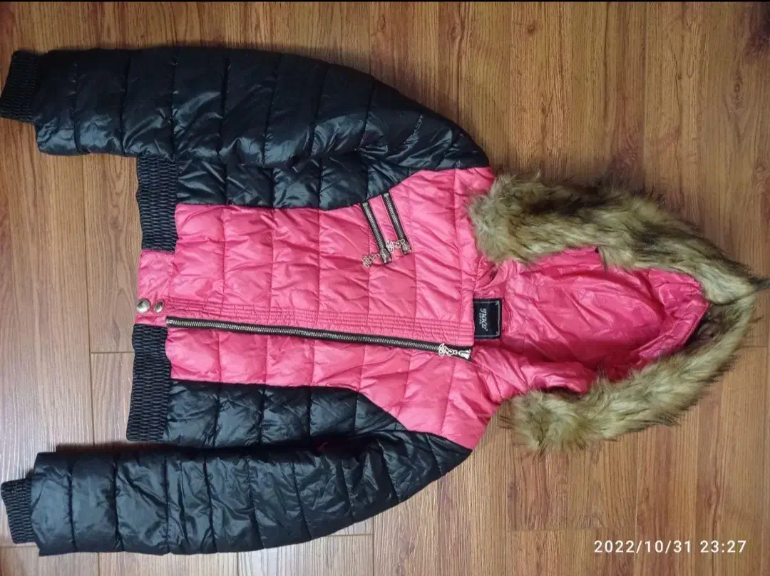 کاپشن|لباس|کرج, عظیمیه|دیوار